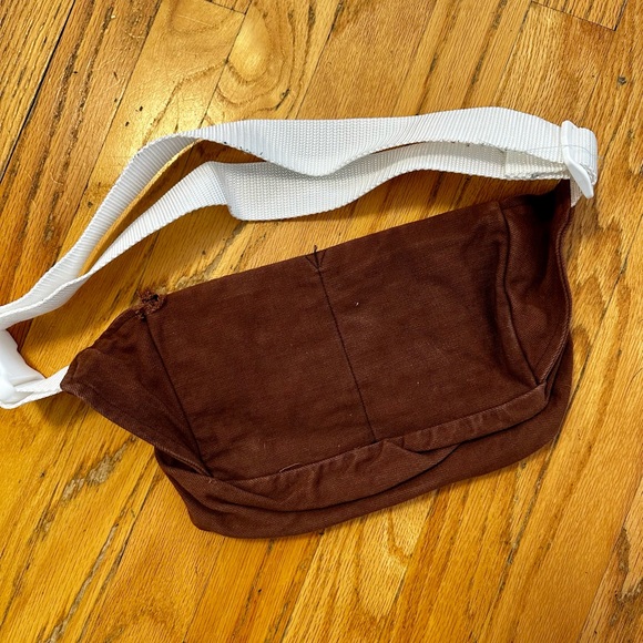 Big Bud Press Brown Fanny Pack Crossbody Bag with White Strap - Picture 3 of 4